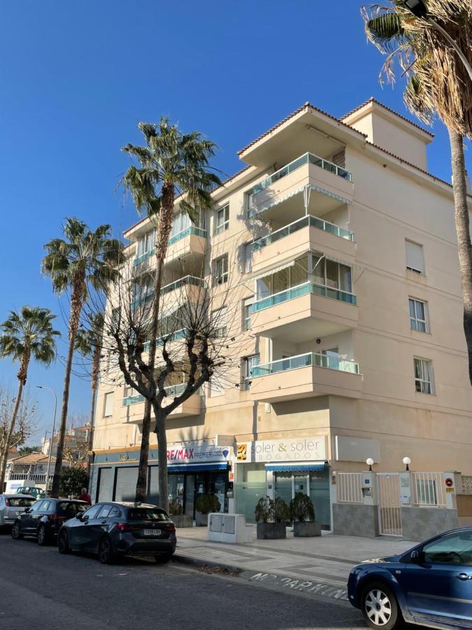 Bright Sunny Albir Beach Apartment 알비르 외부 사진